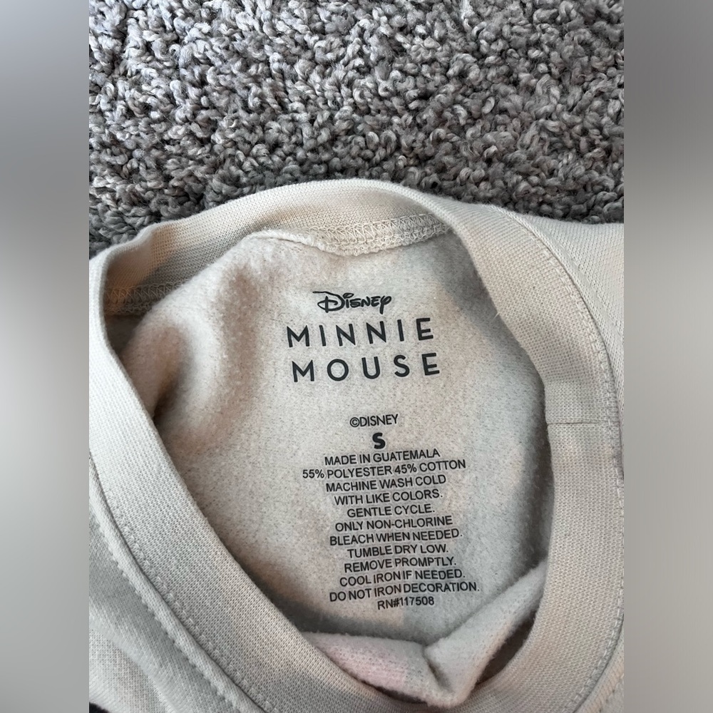 DISNEY
Juniors' Minnie Mouse Graphic Sweatshirt - Picture 4 of 5